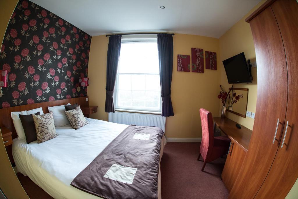 Thomas James Hotel Leamington Spa Szoba fotó